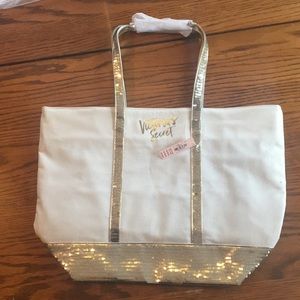 New With Tags Victoria Secret Bag
